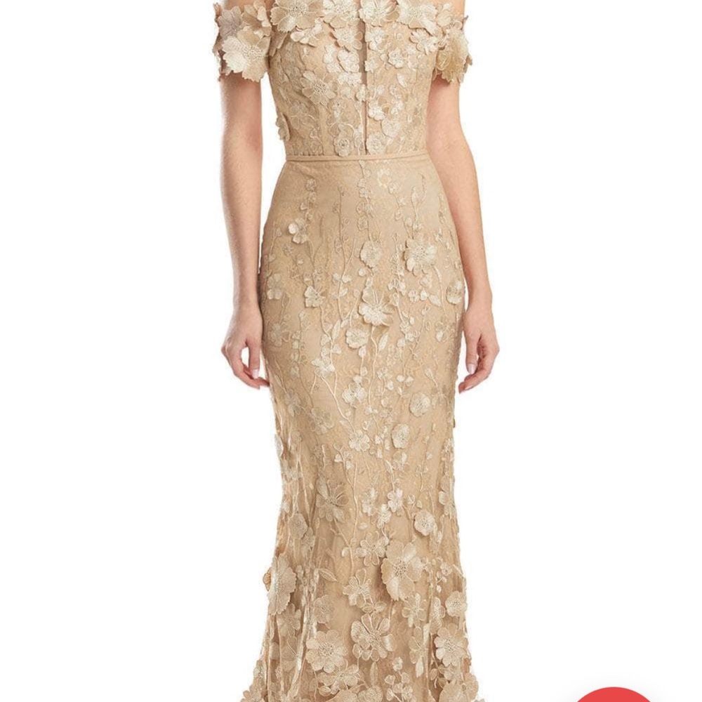 Elegant Floral Lace Dress in Cream